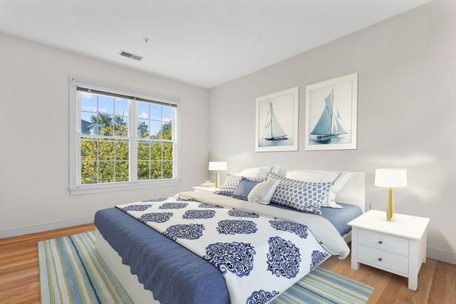 6 Tilden Commons Dr 6, Quincy, MA 02171
