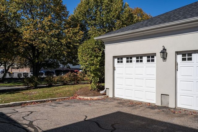 6 Tilden Commons Dr 6, Quincy, MA 02171
