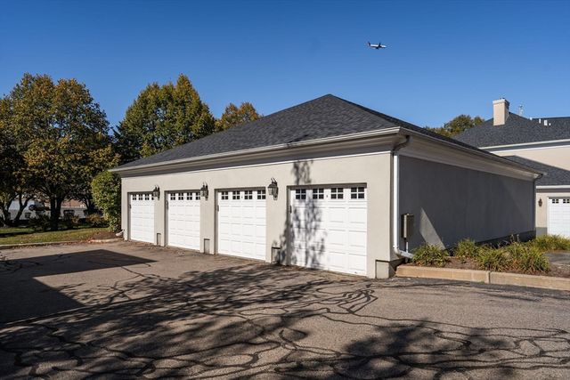 6 Tilden Commons Dr 6, Quincy, MA 02171