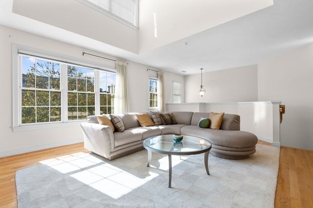 6 Tilden Commons Dr 6, Quincy, MA 02171