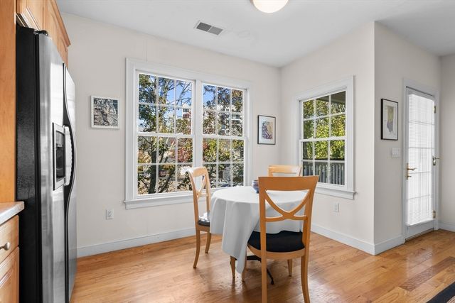 6 Tilden Commons Dr 6, Quincy, MA 02171