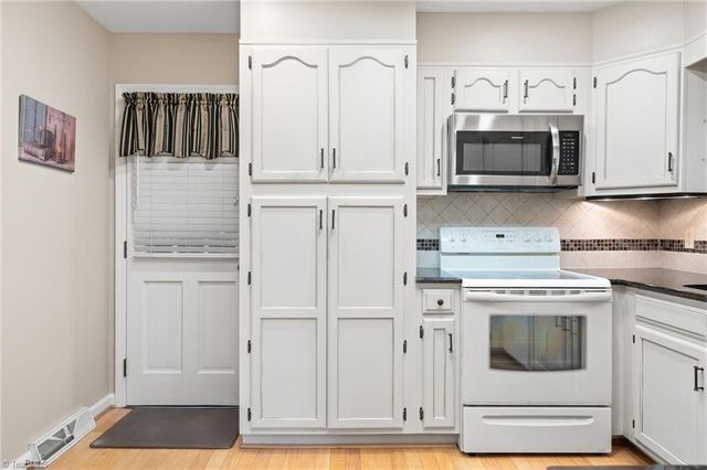 1291 Old Salem Road, Kernersville, NC 27284