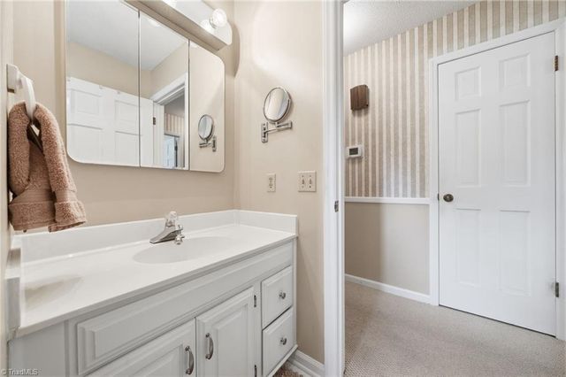 1291 Old Salem Road, Kernersville, NC 27284