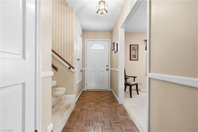 1291 Old Salem Road, Kernersville, NC 27284