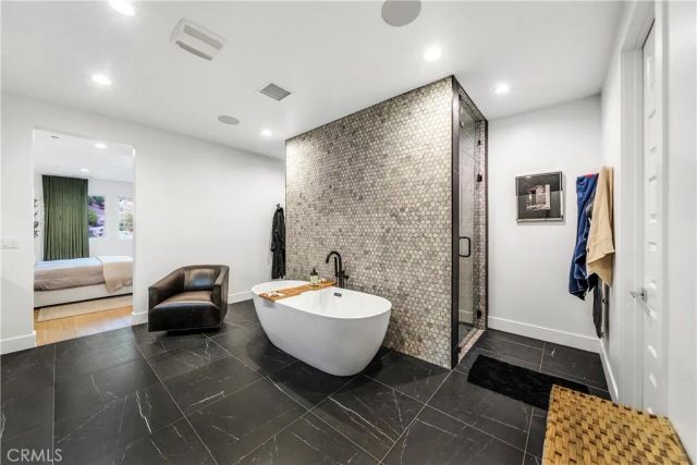 20431 W Windsor Lane, Porter Ranch, CA 91326