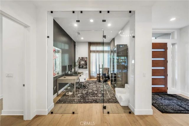 20431 W Windsor Lane, Porter Ranch, CA 91326