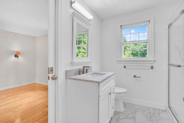 990 Frank Smith Rd, Longmeadow, MA 01106