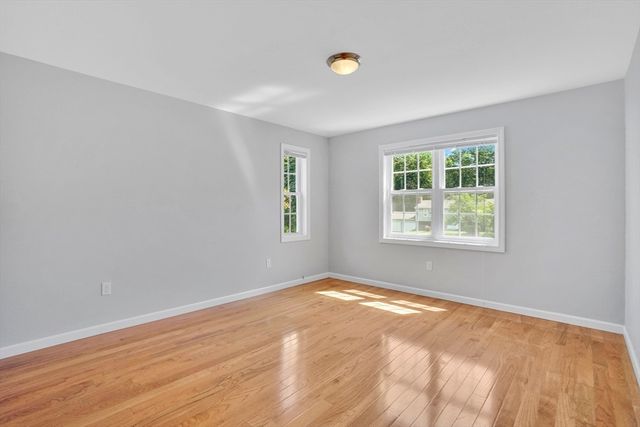990 Frank Smith Rd, Longmeadow, MA 01106
