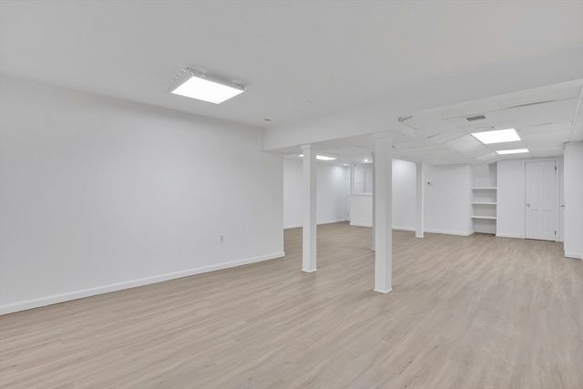 990 Frank Smith Rd, Longmeadow, MA 01106