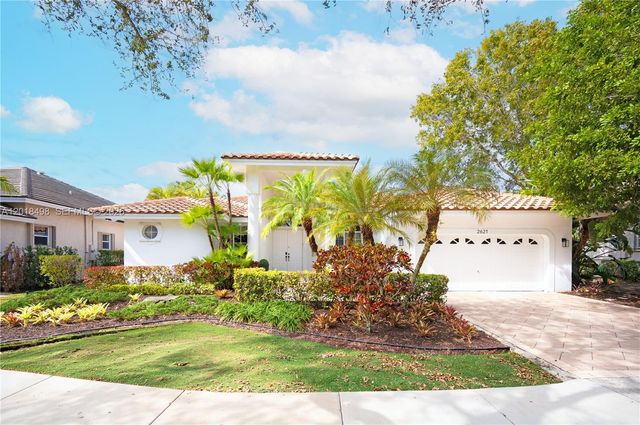 2621 Oakbrook Ln, Weston, FL 33332