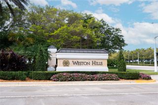 2621 Oakbrook Ln, Weston, FL 33332