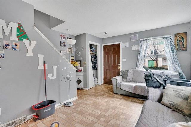 536-538 Union St, Springfield, MA 01109