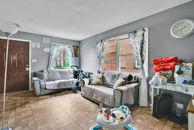536-538 Union St, Springfield, MA 01109