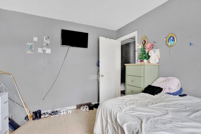 536-538 Union St, Springfield, MA 01109