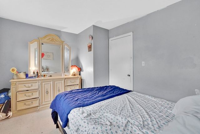 536-538 Union St, Springfield, MA 01109