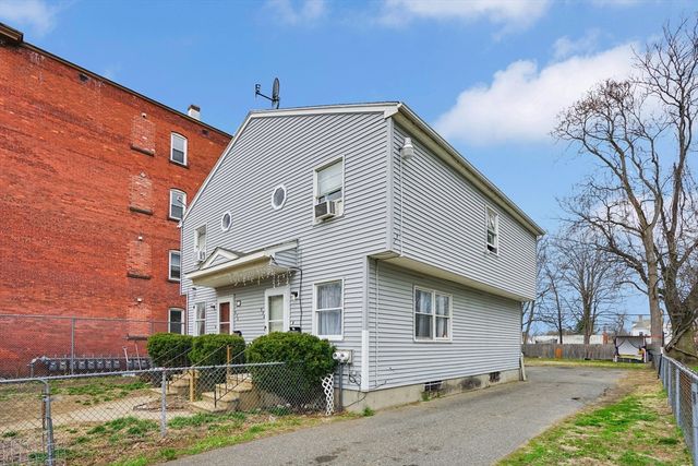 536-538 Union St, Springfield, MA 01109