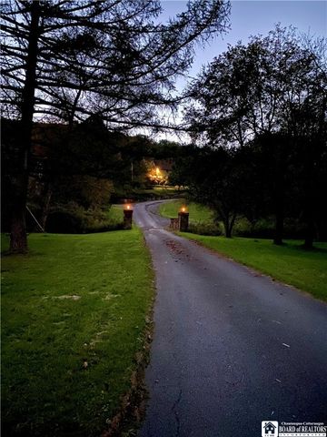 6753 Poverty Hill Road, Ellicottville, NY 14731