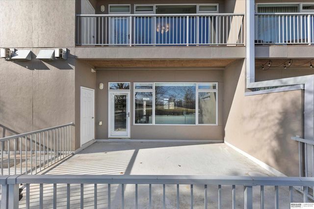 723 Riverfront Drive, Omaha, NE 68102