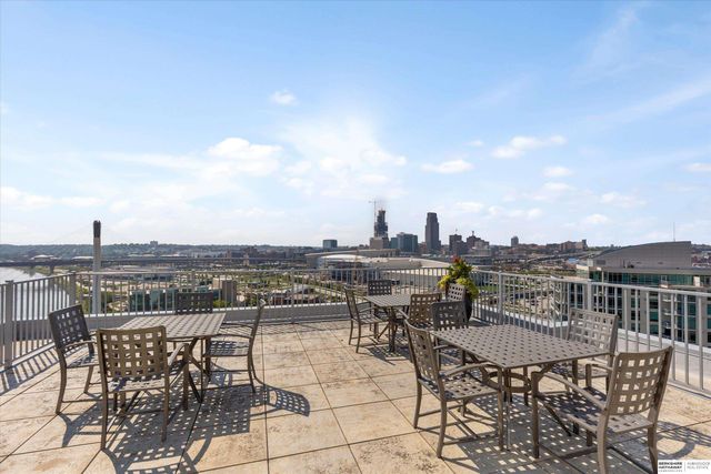 723 Riverfront Drive, Omaha, NE 68102