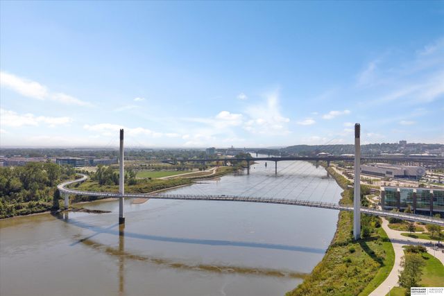 723 Riverfront Drive, Omaha, NE 68102