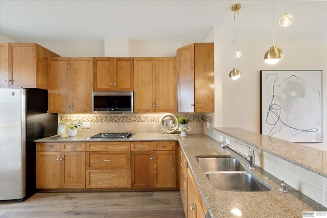 723 Riverfront Drive, Omaha, NE 68102