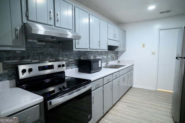 390 Stoneridge Way, Fayetteville, GA 30215