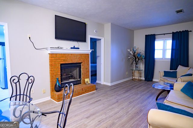 390 Stoneridge Way, Fayetteville, GA 30215