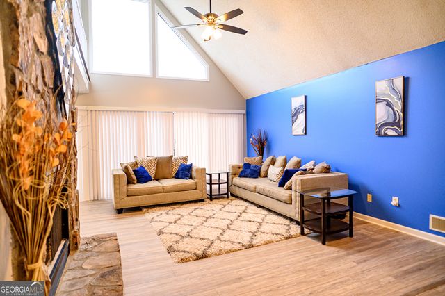 390 Stoneridge Way, Fayetteville, GA 30215