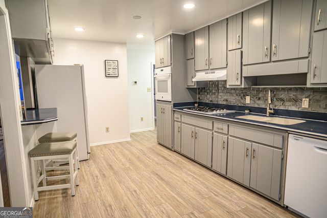 390 Stoneridge Way, Fayetteville, GA 30215