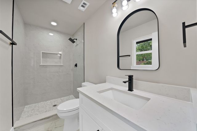 6224 Highland Hills Drive, Dallas, TX 75241