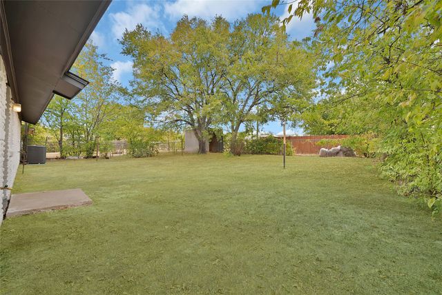6224 Highland Hills Drive, Dallas, TX 75241