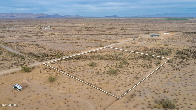 41023 W georgia Avenue 00, Tonopah, AZ 85354