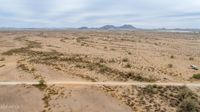 41023 W georgia Avenue 00, Tonopah, AZ 85354