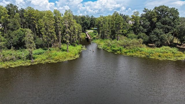 14309 PONDHAWK LANE, Tampa, FL 33625