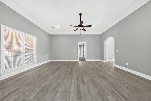 126 Boulder Creek, Smiths Station, AL 36877