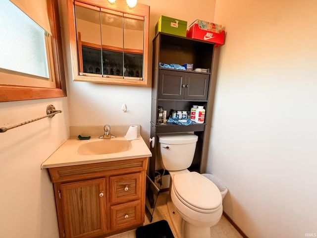 1804 Pontiac Drive, Kokomo, IN 46902