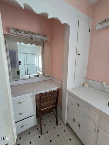412 Kingsbury Street, Oxford, NC 27565