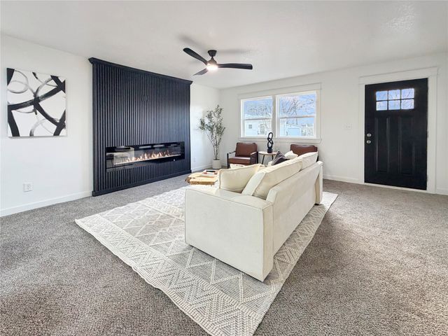 5820 Francis Avenue, Des Moines, IA 50322