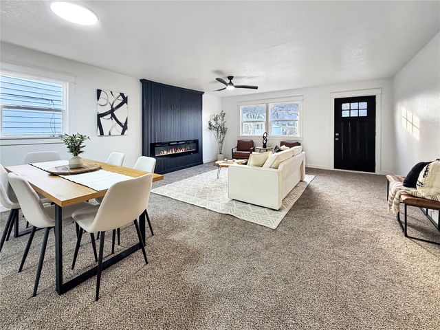 5820 Francis Avenue, Des Moines, IA 50322