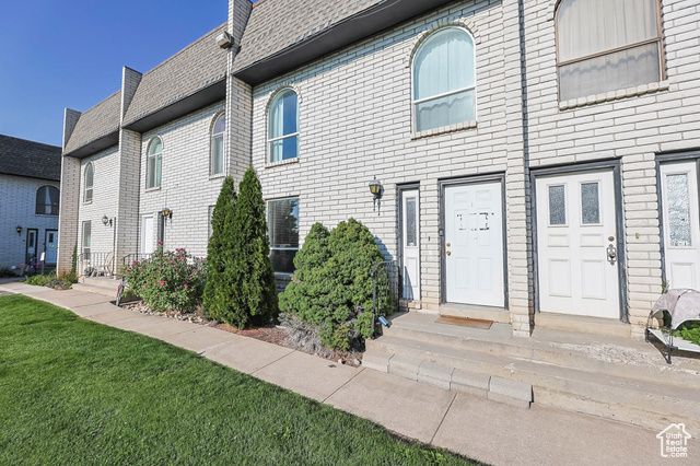 1554 S MONROE BLVD #D2, Ogden, UT 84404