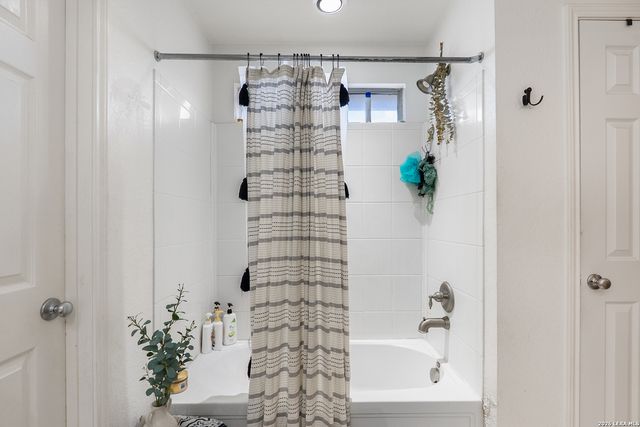 9239 Everton, San Antonio, TX 78245