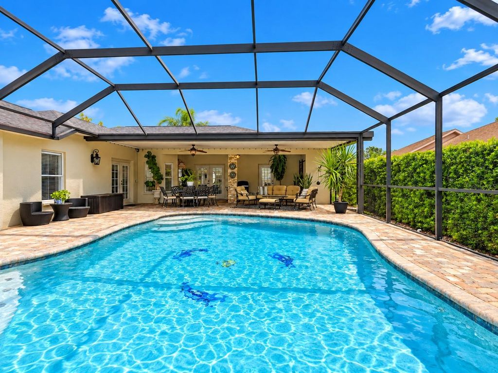 Image 16 of property listing at 13396 TWINBERRY DRIVE, Spring Hill, FL 34609