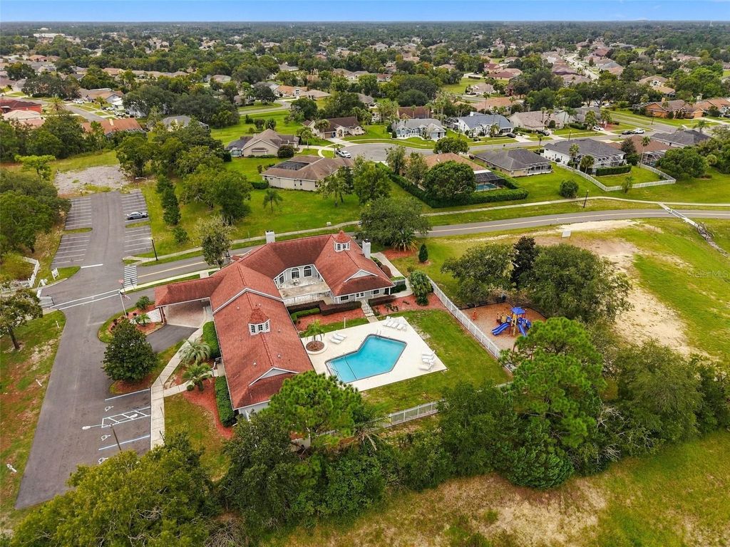 Image 80 of property listing at 13396 TWINBERRY DRIVE, Spring Hill, FL 34609