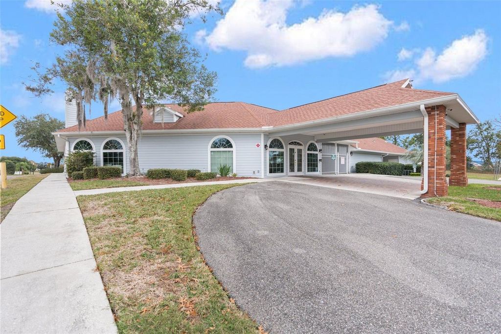 Image 91 of property listing at 13396 TWINBERRY DRIVE, Spring Hill, FL 34609