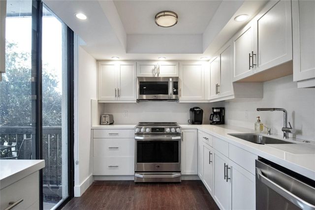 1612 Bridgewood Drive 1612, Boca Raton, FL 33434