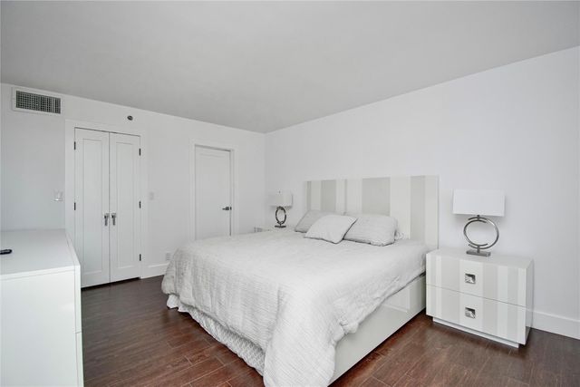 1612 Bridgewood Drive 1612, Boca Raton, FL 33434