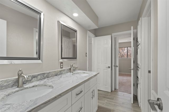 4 Hickory Hills Boulevard, Hickory Creek, TX 75065