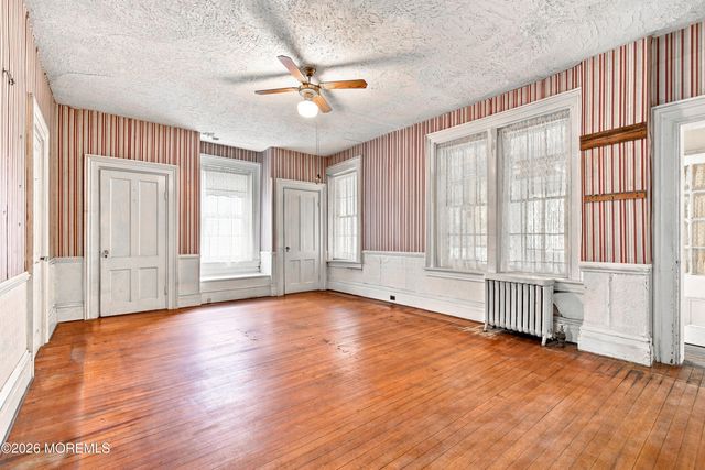 80 Main Street, Keyport, NJ 07735