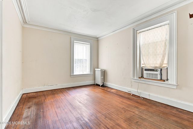80 Main Street, Keyport, NJ 07735
