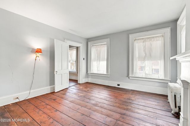 80 Main Street, Keyport, NJ 07735